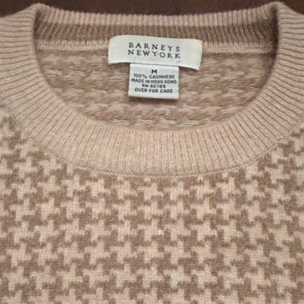 Vintage Barneys New York 100% Cashmere Sweater Houndstooth Crewneck Hong Kong